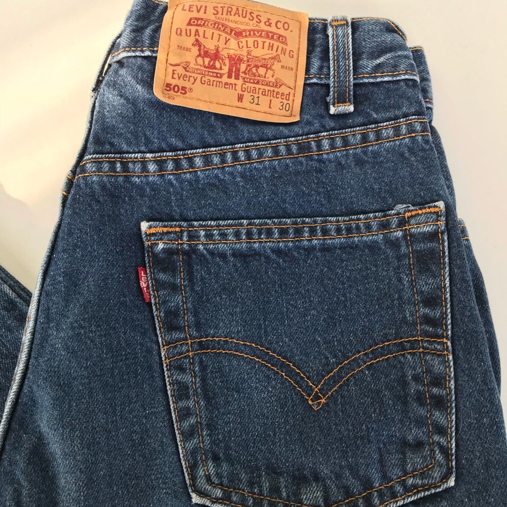 Levi’s vintage 505 high waist mom jeans size 31